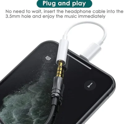 Apple Lightning to 3.5 mm Headphone Jack Adapter